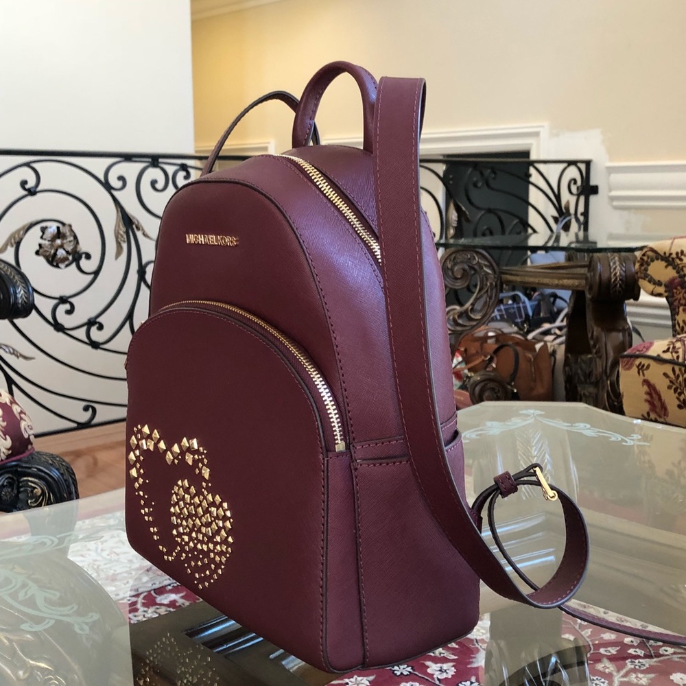 Authentic Michael Kors MD Abbey leather backpack - Picture 2 of 7